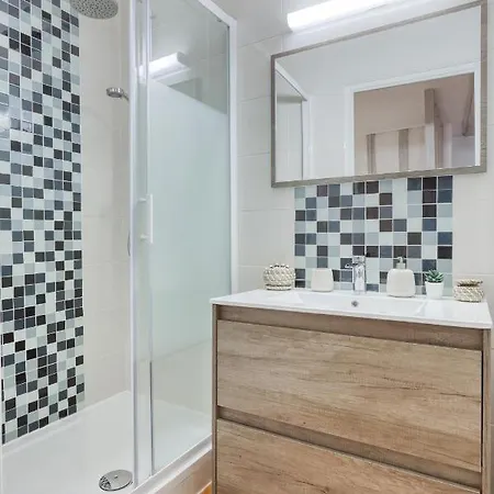 L'Ecrin De Champagne - Hypercentre Troyes - Chaleureux Appartement - Wifi * Troyes