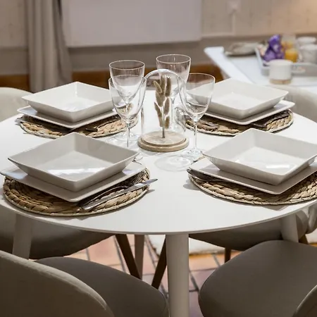 L'Ecrin De Champagne - Hypercentre Troyes - Chaleureux Appartement - Wifi * Troyes